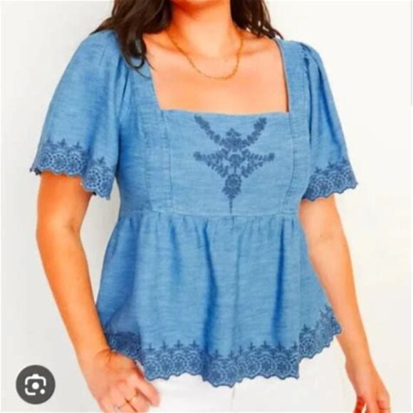 Old Navy Embroidered Chambray Top Empire Waist Flutter Sleeve Square Neck New - Picture 1 of 4